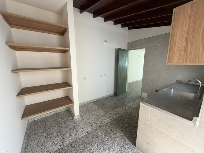 Oficina en arriendo en Suramericana, Medellín, 130 m² · foto 12 de 19