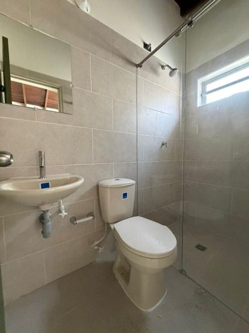 Oficina en arriendo en Suramericana, Medellín, 130 m² · foto 17 de 19