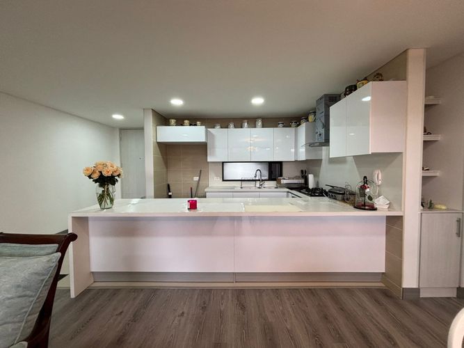 Apartamento de 3 alcobas en venta en Niza Suba, Bogotá, 120 m² · foto 4 de 19