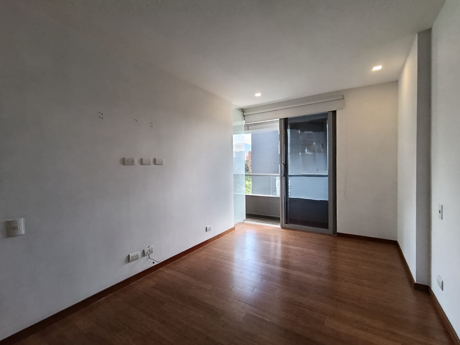 Apartaestudio en arriendo en El Poblado, Medellín · foto 8 de 12