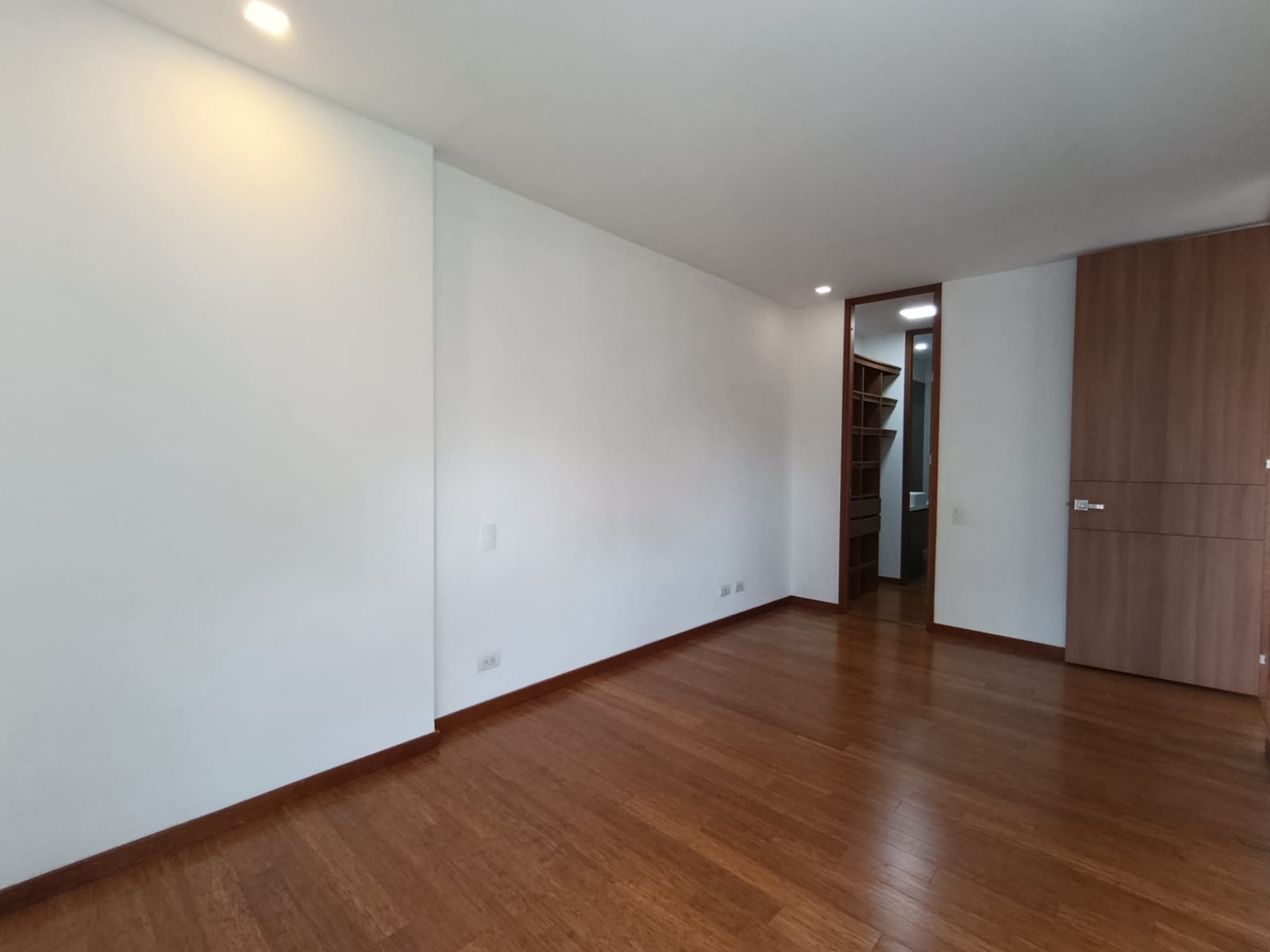 Apartaestudio en arriendo en El Poblado, Medellín · foto 9 de 12
