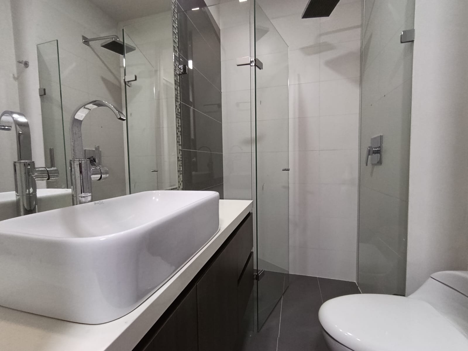 Apartaestudio en arriendo en El Poblado, Medellín · foto 11 de 12