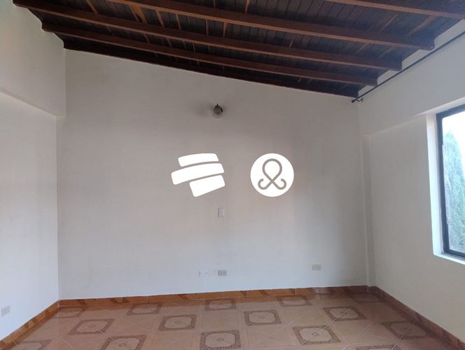 Casa de 3 alcobas en venta en Sucre, Medellín, 97 m² · foto 4 de 9
