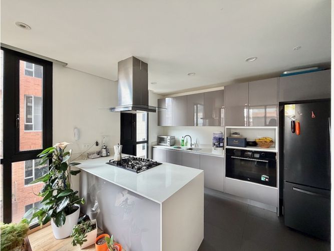 Apartamento de 3 alcobas en venta en San Patricio, Bogotá, 122 m² · foto 6 de 24