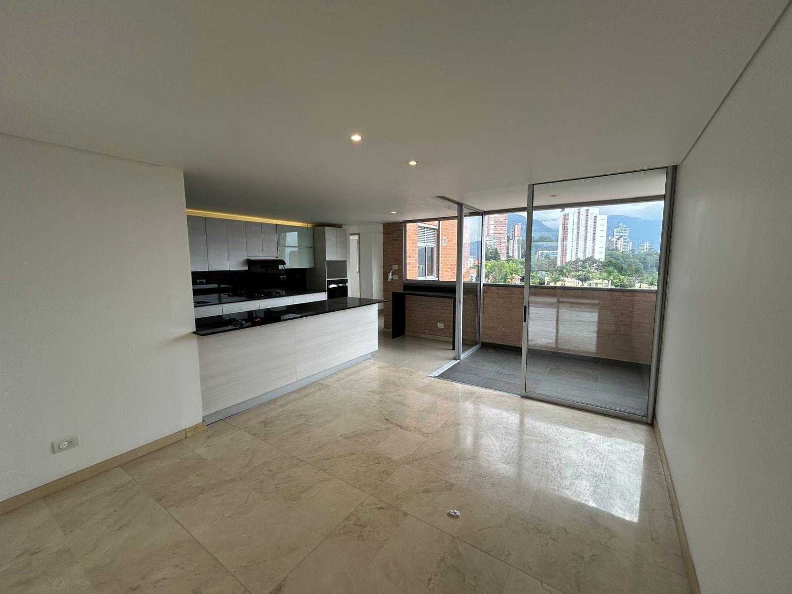 Apartamento en arriendo en El Poblado, Medellín · foto 10 de 13