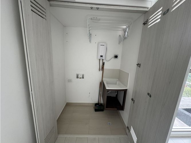 Apartaestudio en arriendo en La Granja Norte, Bogotá, 30 m² · foto 7 de 7