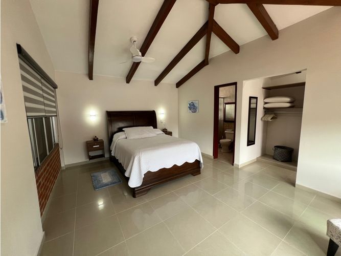 Casa de 6 alcobas en venta en Las Mercedes, Jamundí, 457 m² · foto 7 de 24
