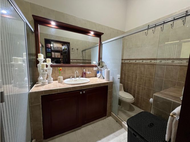 Casa de 6 alcobas en venta en Las Mercedes, Jamundí, 457 m² · foto 9 de 24