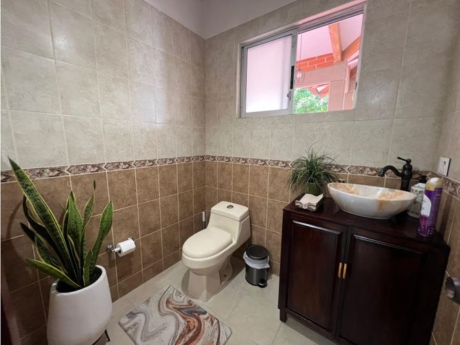 Casa de 6 alcobas en venta en Las Mercedes, Jamundí, 457 m² · foto 12 de 24