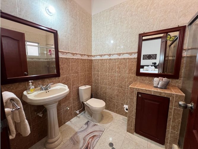 Casa de 6 alcobas en venta en Las Mercedes, Jamundí, 457 m² · foto 13 de 24