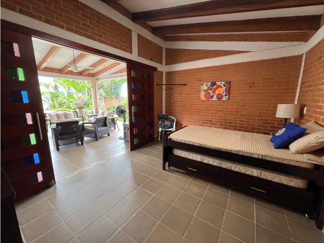 Casa de 6 alcobas en venta en Las Mercedes, Jamundí, 457 m² · foto 19 de 24