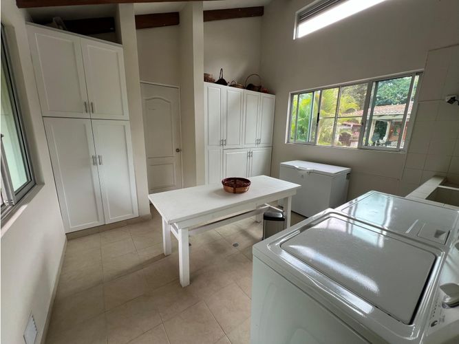 Casa de 6 alcobas en venta en Las Mercedes, Jamundí, 457 m² · foto 22 de 24