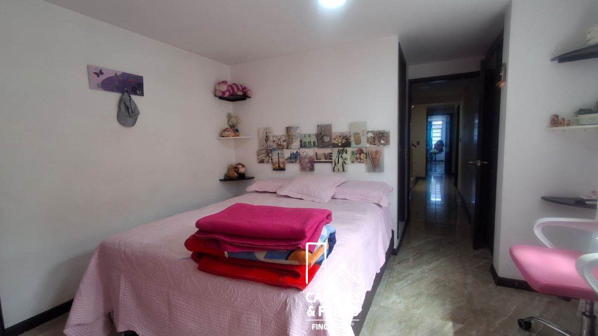 Casa en venta en Engativá, Bogotá · foto 18 de 24