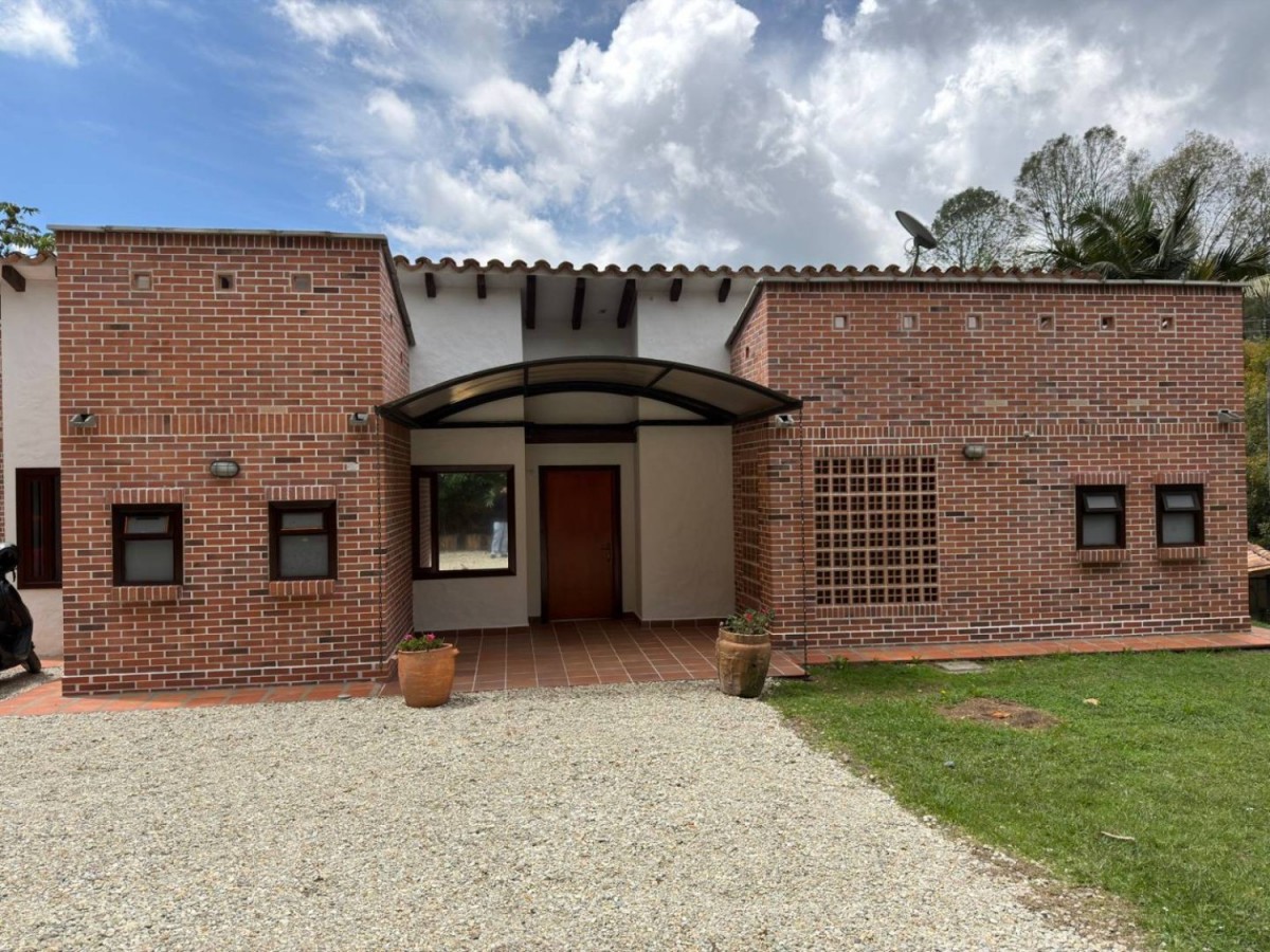 Country house for rent in Cabeceras de llanogrande, Rionegro