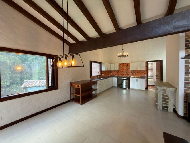 Finca en arriendo en Cabeceras De Llanogrande, Rionegro, 220 m² · foto 4 de 23