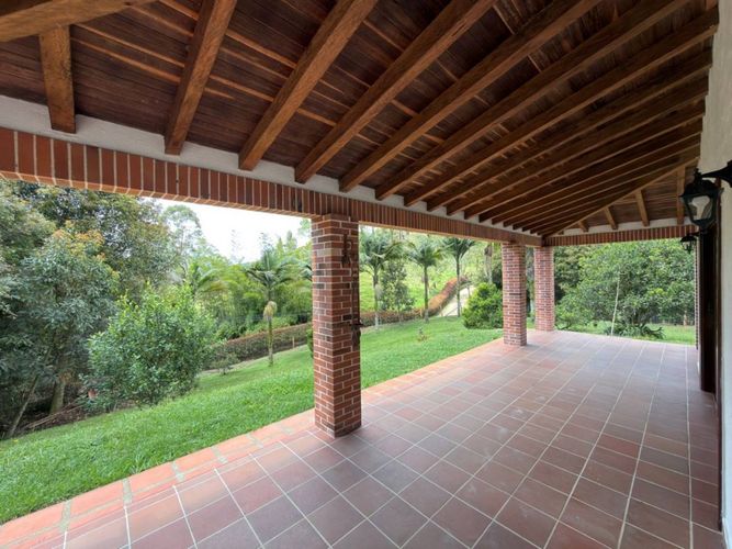 Finca en arriendo en Cabeceras De Llanogrande, Rionegro, 220 m² · foto 10 de 23