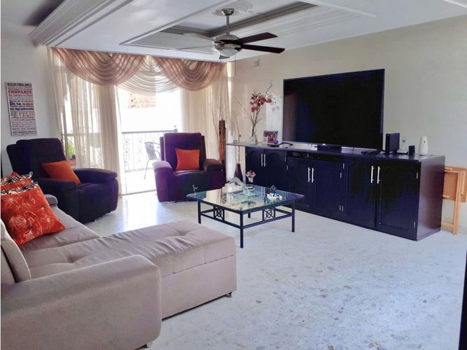 Casa de 4 alcobas en venta en El Ingenio, Cali, 500 m² · foto 4 de 18