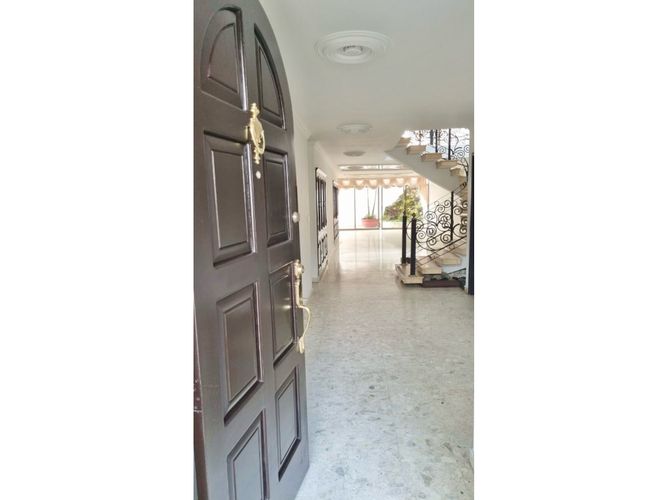 Casa de 4 alcobas en venta en El Ingenio, Cali, 500 m² · foto 6 de 18