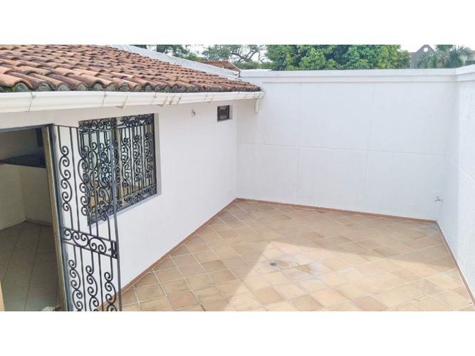 Casa de 4 alcobas en venta en El Ingenio, Cali, 500 m² · foto 15 de 18