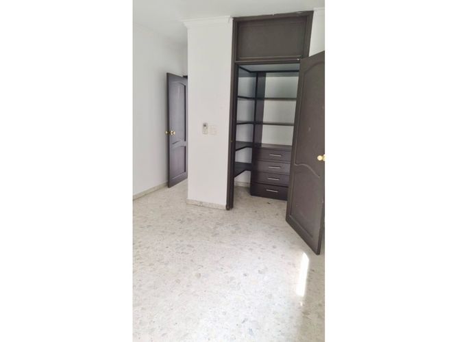 Casa de 4 alcobas en venta en El Ingenio, Cali, 500 m² · foto 16 de 18