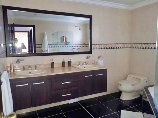 Casa de 4 alcobas en venta en El Ingenio, Cali, 500 m² · foto 18 de 18