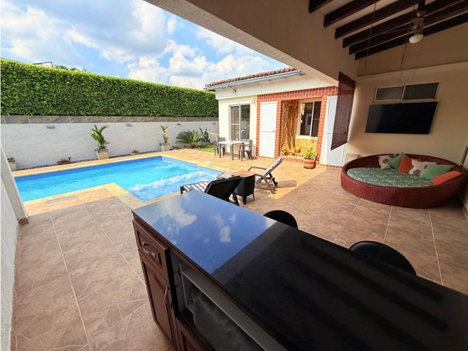 Casa de 7 alcobas en venta en Alfaguara, Jamundí, 1095 m² · foto 8 de 24