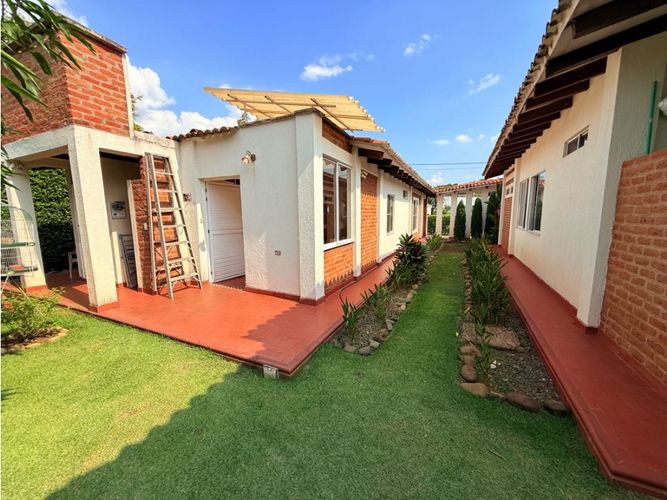 Casa de 7 alcobas en venta en Alfaguara, Jamundí, 1095 m² · foto 11 de 24