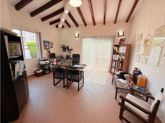 Casa de 7 alcobas en venta en Alfaguara, Jamundí, 1095 m² · foto 14 de 24