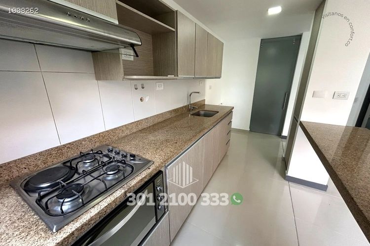 Apartamento de 3 alcobas en arriendo en Cumbres, Envigado, 90 m² · foto 7 de 24