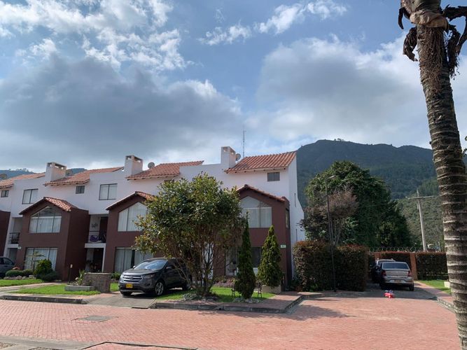 Casa de 3 alcobas en venta en Cota, 144 m² · foto 4 de 19