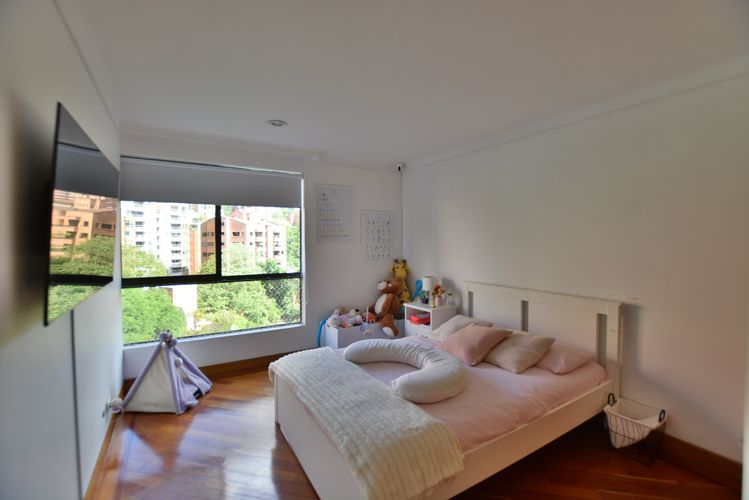Apartamento de 3 alcobas en venta en La Florida, Medellín, 184 m² · foto 16 de 22