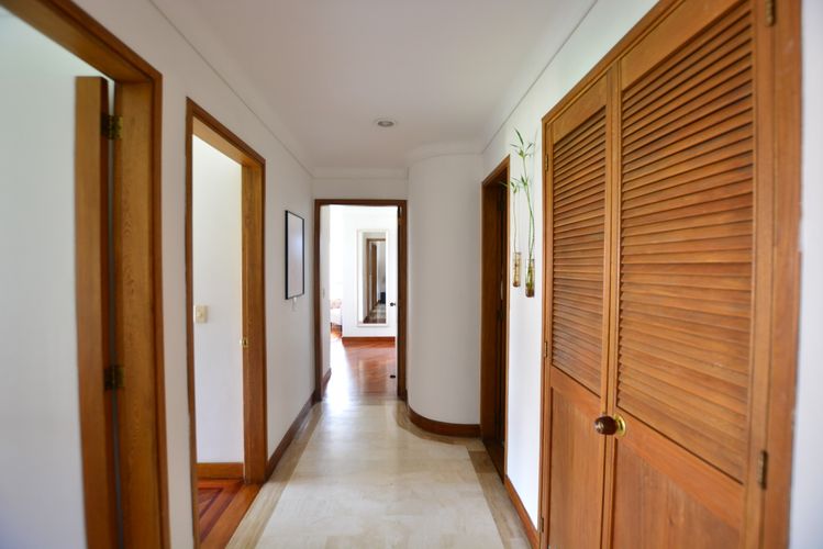 Apartamento de 3 alcobas en venta en La Florida, Medellín, 184 m² · foto 13 de 22