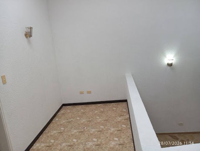 Casa de 4 alcobas en arriendo en La Castellana, Pasto, 485 m² · foto 16 de 22