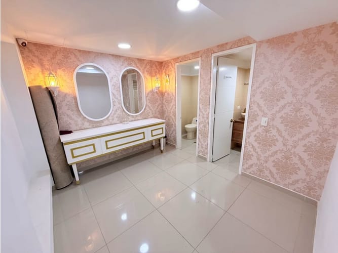Local en venta en Santa Monica, Cali, 250 m² · foto 14 de 24