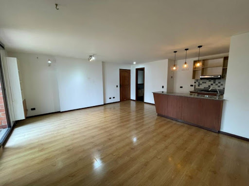 Apartaestudio en Arriendo en El Poblado, Medellín