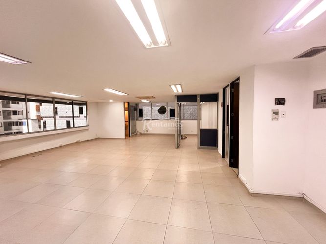 Oficina en arriendo en Milla De Oro, Medellín, 93 m² · foto 3 de 20