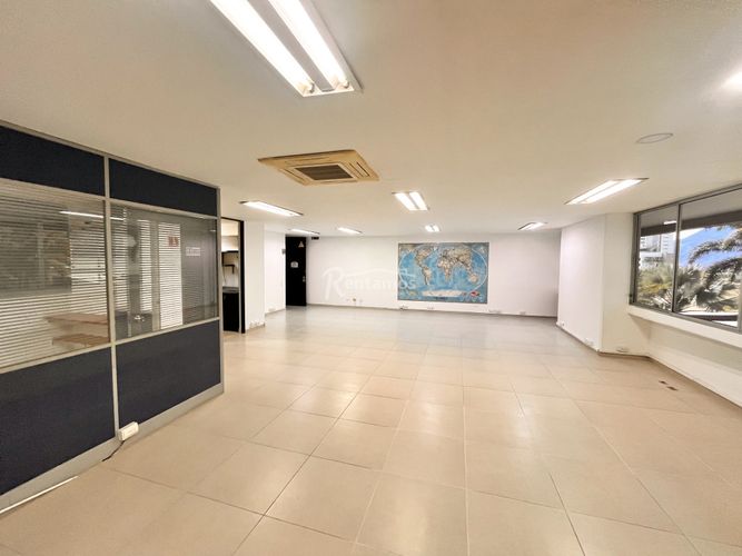 Oficina en arriendo en Milla De Oro, Medellín, 93 m² · foto 19 de 20