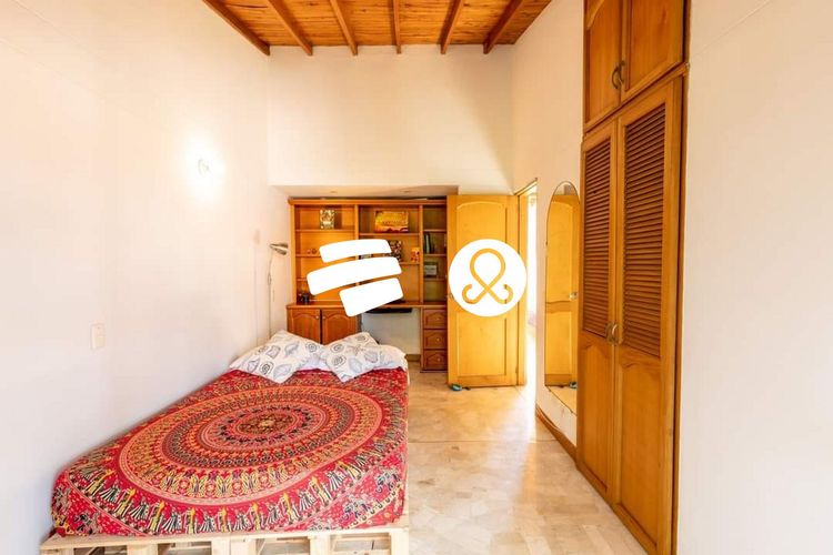 Apartamento de 2 alcobas en venta en Laureles, Medellín, 70 m² · foto 12 de 18