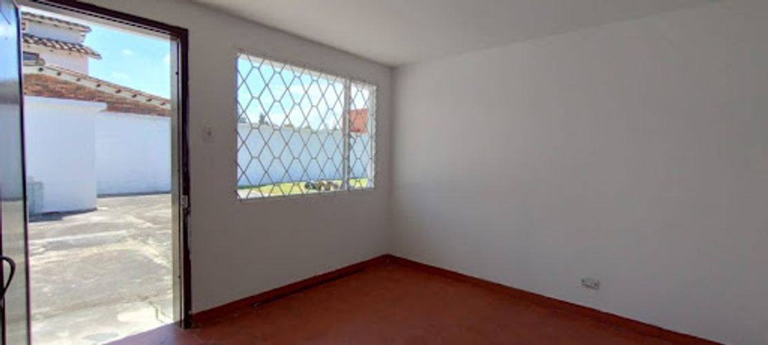 Casa de 5 alcobas en arriendo en Ub Calatrava, Chía, 526 m² · foto 8 de 23