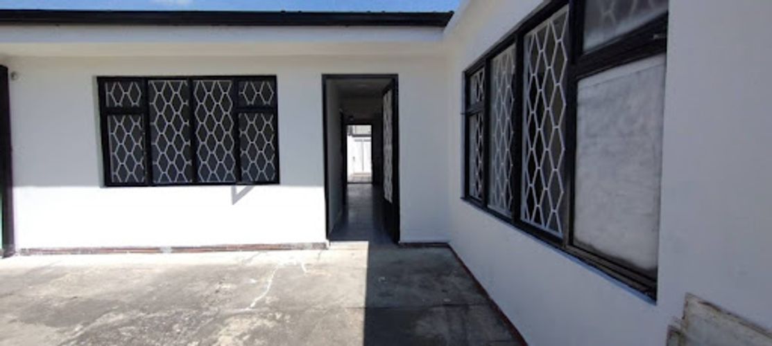 Casa de 5 alcobas en arriendo en Ub Calatrava, Chía, 526 m² · foto 16 de 23