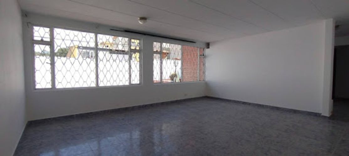 Casa de 5 alcobas en arriendo en Ub Calatrava, Chía, 526 m² · foto 17 de 23