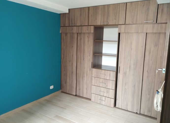 Apartamento de 3 alcobas en venta en San Pedro, Madrid, 54 m² · foto 8 de 23