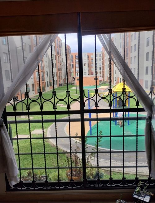 Apartamento de 3 alcobas en venta en San Pedro, Madrid, 54 m² · foto 2 de 23