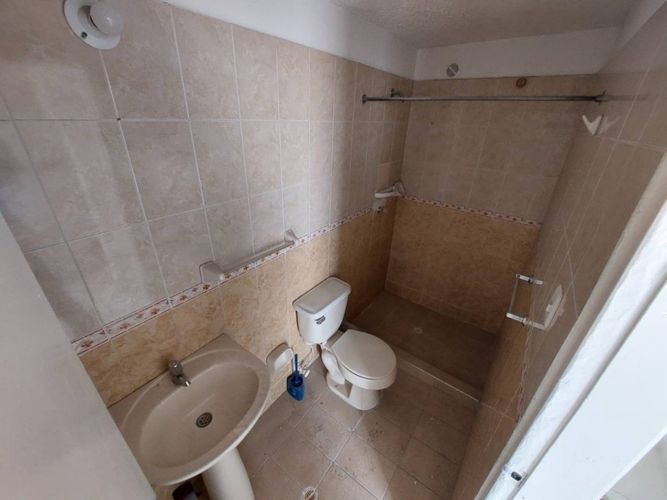 Casa de 4 alcobas en venta en Molinos Altos, Floridablanca, 256 m² · foto 7 de 18