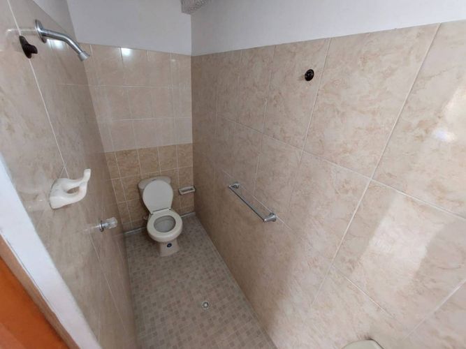 Casa de 4 alcobas en venta en Molinos Altos, Floridablanca, 256 m² · foto 8 de 18
