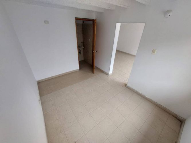 Casa de 4 alcobas en venta en Molinos Altos, Floridablanca, 256 m² · foto 12 de 18