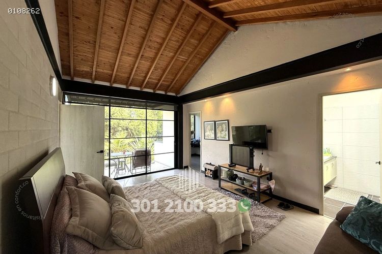 Casa de 4 alcobas en arriendo en Perico, Envigado, 220 m² · foto 15 de 24