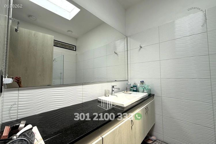 Casa de 4 alcobas en arriendo en Perico, Envigado, 220 m² · foto 17 de 24