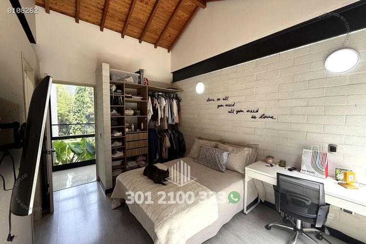 Casa de 4 alcobas en arriendo en Perico, Envigado, 220 m² · foto 21 de 24