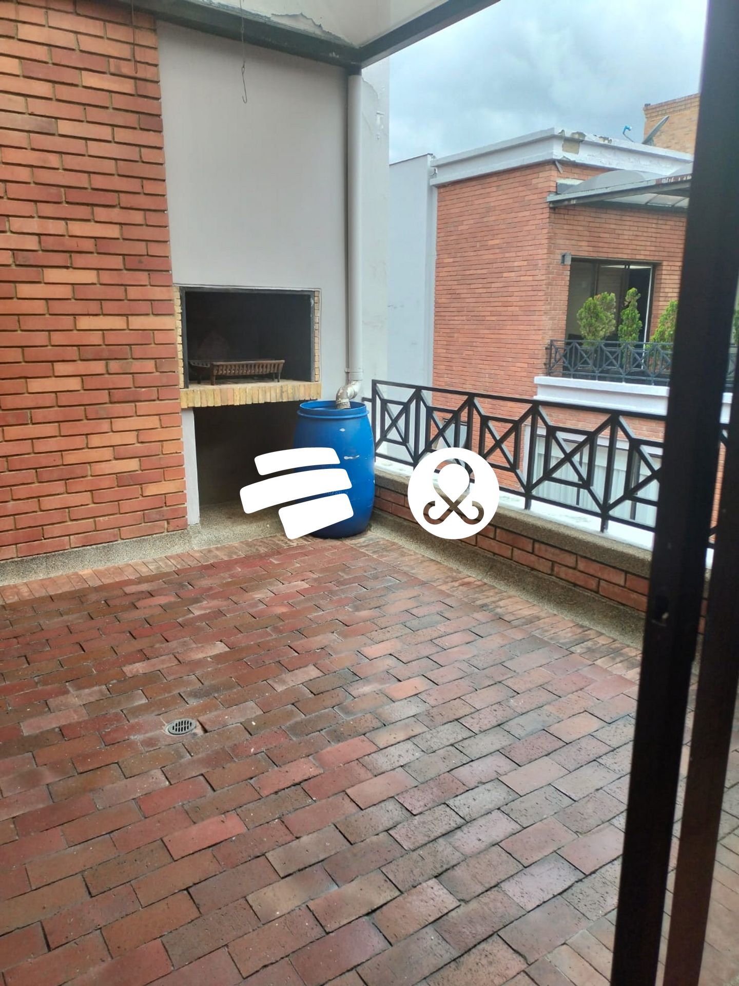 Casa en venta en Chicó Navarra, Bogotá · foto 6 de 24